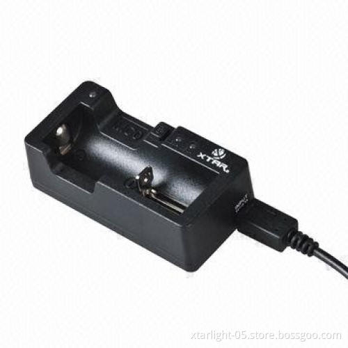 XTAR MC0 Hot Sell Charger for Li-ion Battery with Compact Size and Easy Operation
